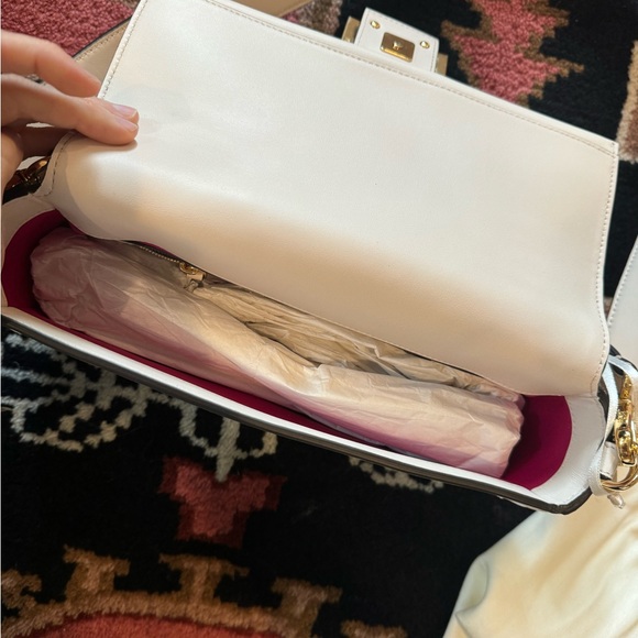 RARE Fendi Baguette - White Leather Embroidery - Picture 7 of 8